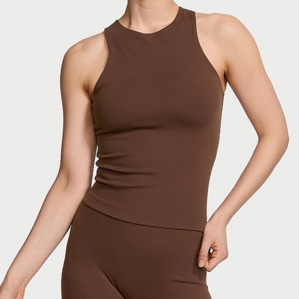 VS elevate cut out tank top - Picture 4 of 4